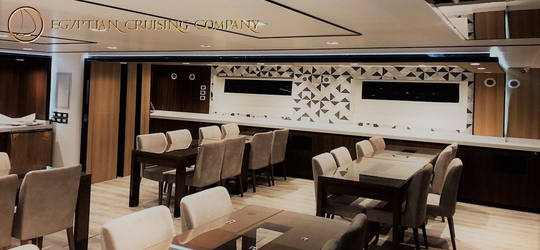 The Imperial yacht is ideal for kite safaris.